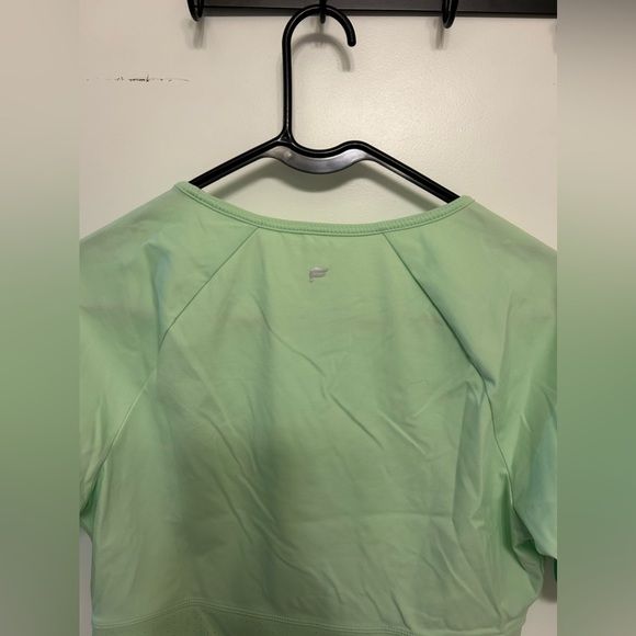 🍁Fabletics Avah Color Block Cut Off Crop Top - Picture 8 of 8